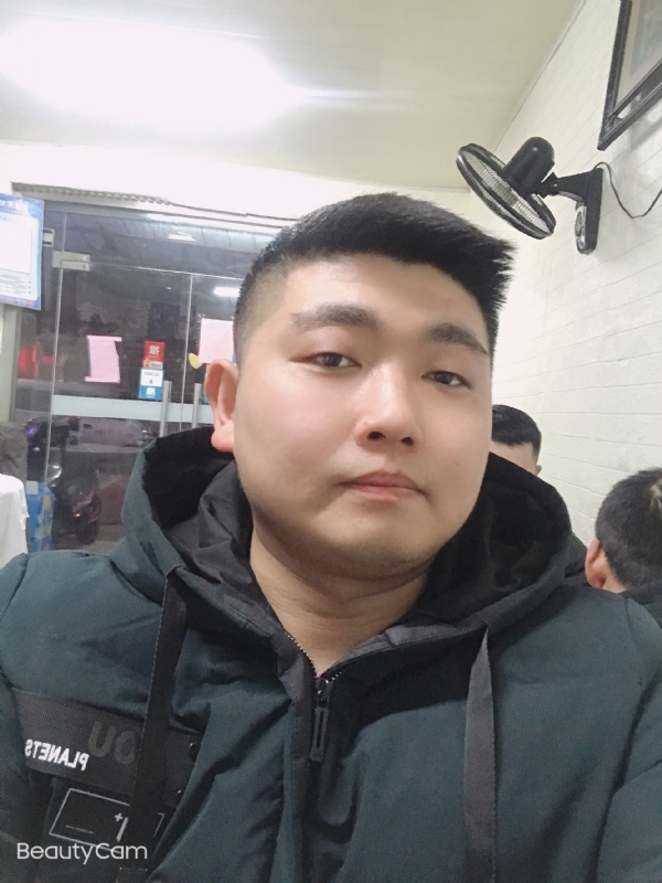 回忆是个小孩的第一张照片--东海残疾人相亲网