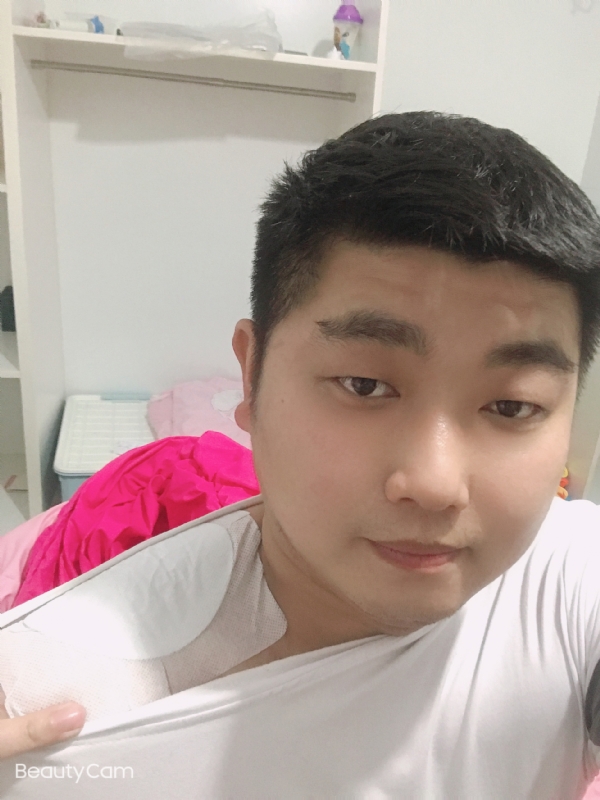 回忆是个小孩的第二张照片--东海残疾人相亲网